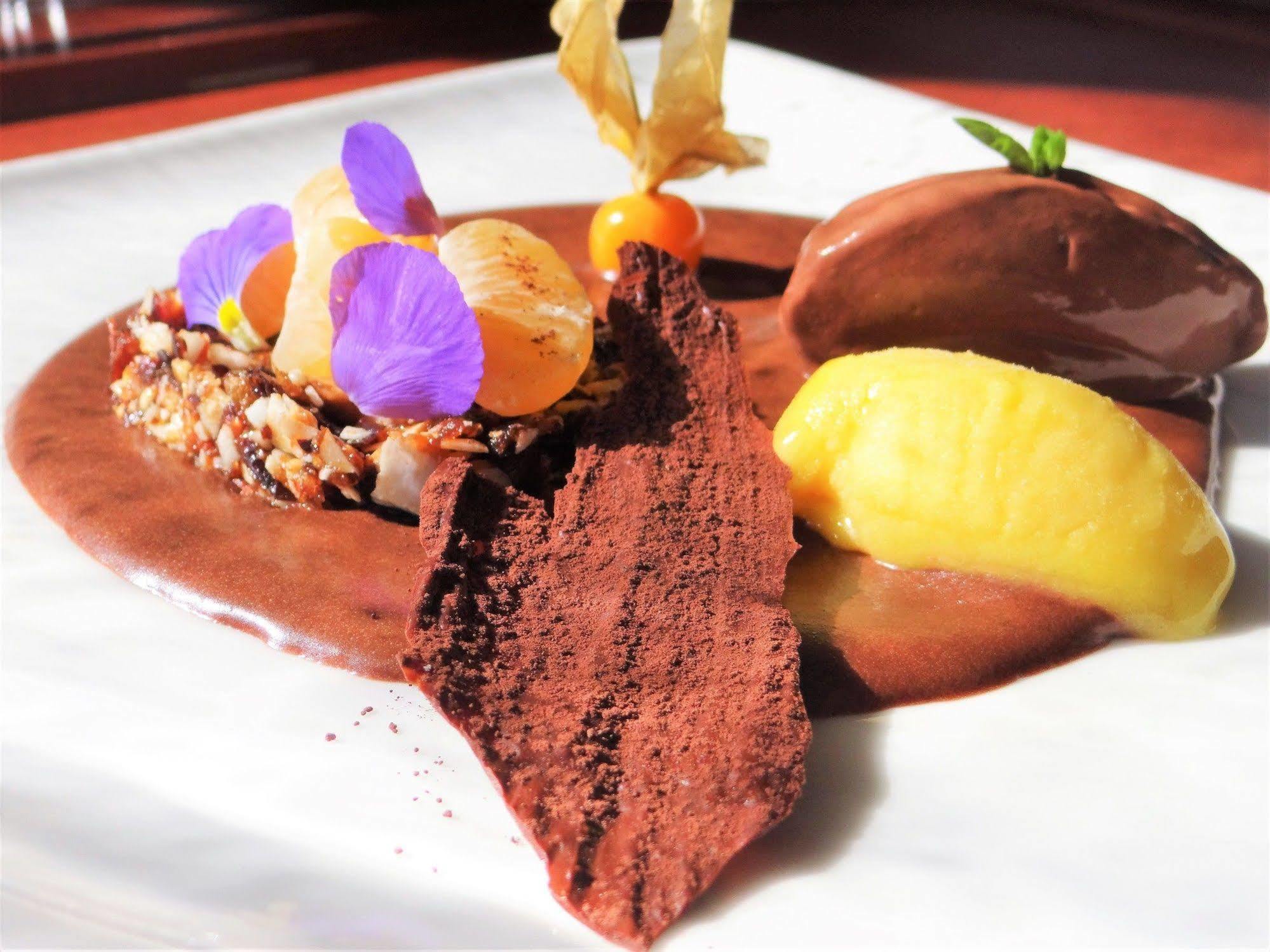 Hotel Spa Frederic Carrion Et Sa Table Gastronomique Viré Εξωτερικό φωτογραφία